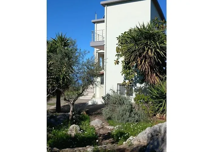 Lagoudis Comfortable Kalianeika